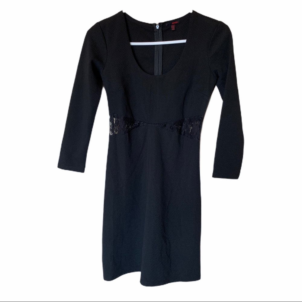 Bongo bodycon lace longsleeve dress small